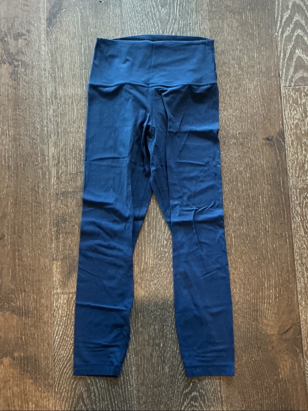 Lululemon Capri Navy Blue Leggings